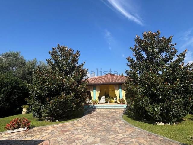 Villetta indipendente in vendita di 200 m² in Via Ranocchiaio