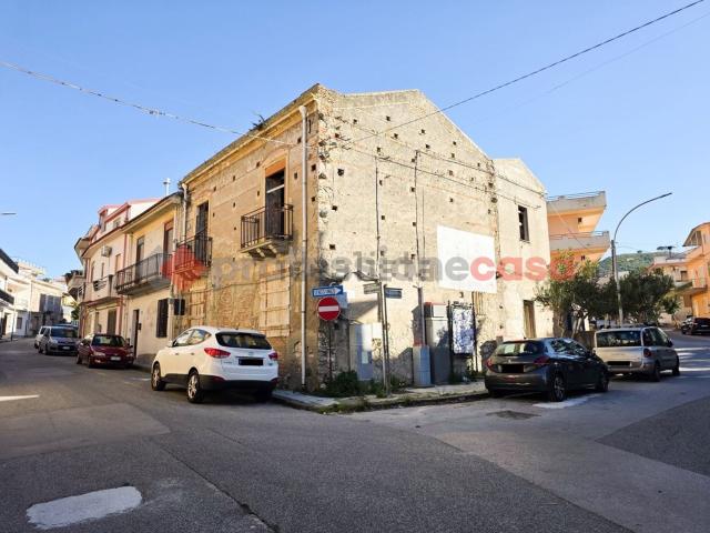 Villetta indipendente in vendita di 200 m² in Via Regina Margherita, 125