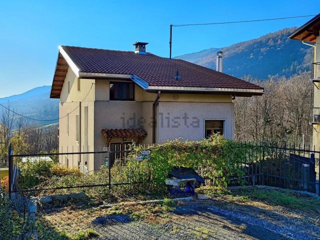 Villetta indipendente in vendita di 200 m² in Via Rivetti Ottavio