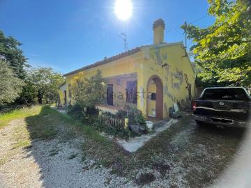 Villetta indipendente in vendita di 200 m² in Via Ripe, 67