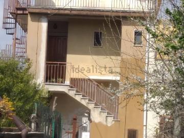 Villetta indipendente in vendita di 200 m² in Via Ticino, 182