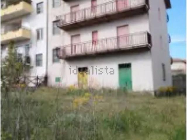 Villetta indipendente in vendita di 200 m² in Via Trieste