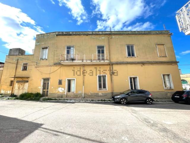 Villetta indipendente in vendita di 200 m² in Via Tripoli, 34