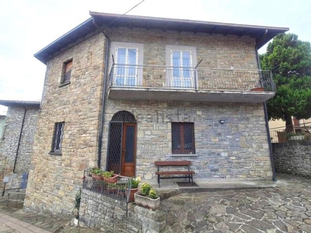 Villetta indipendente in vendita di 200 m² in Via Umberto I