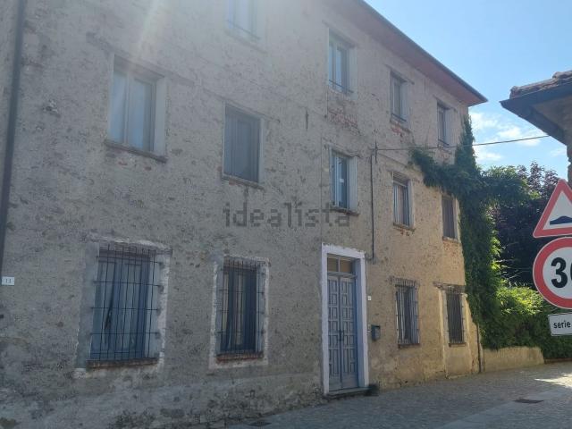 Villetta indipendente in vendita di 200 m² in Via Umberto Maddalena