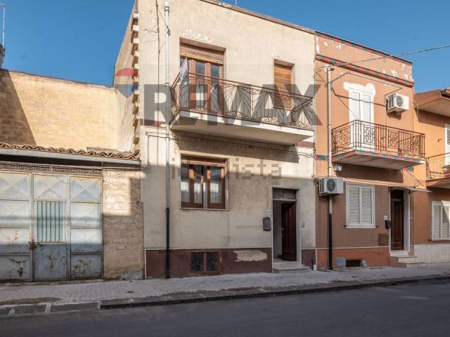 Villetta indipendente in vendita di 200 m² in Via Vittorio Veneto, 646