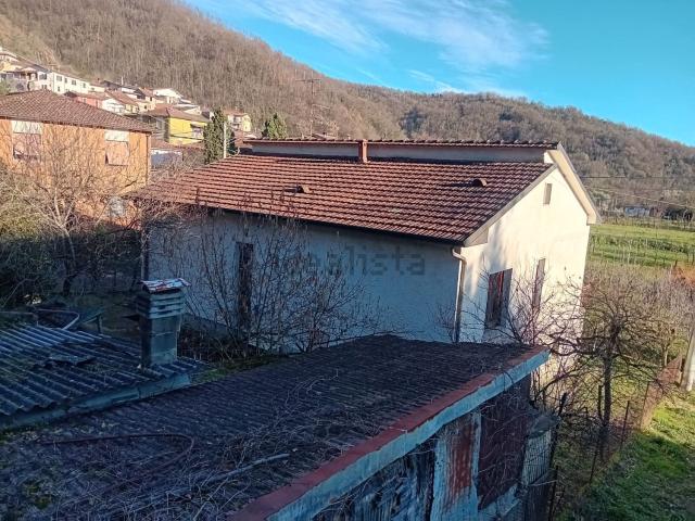 Villetta indipendente in vendita di 200 m² in Via Villa di Panicale