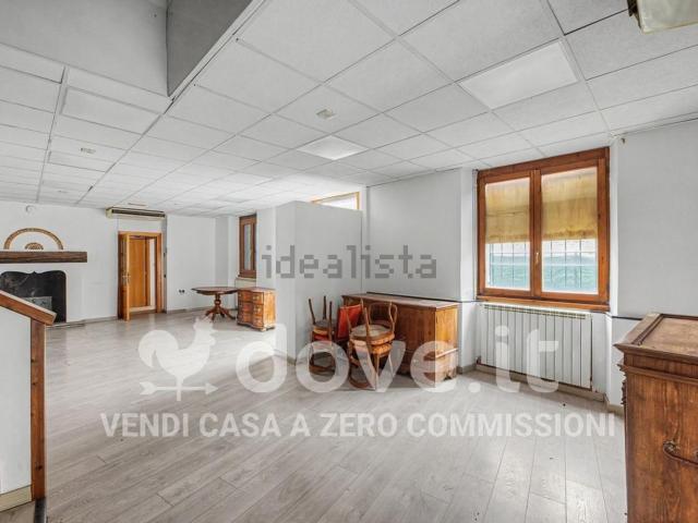 Villetta indipendente in vendita di 200 m² in Via XXV Aprile, 34