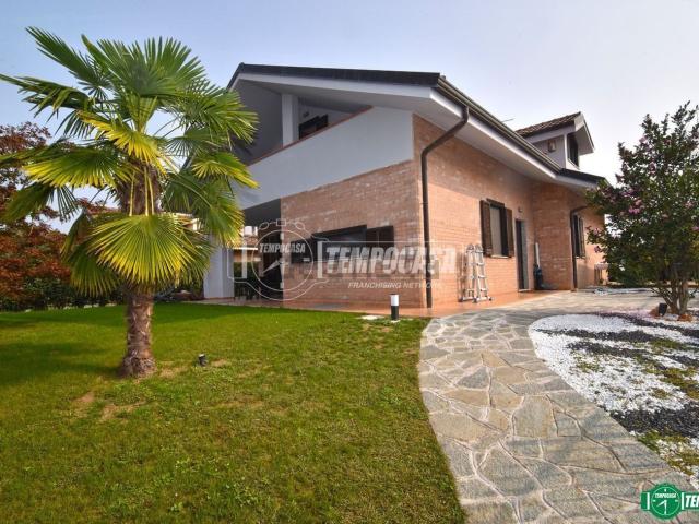 Villetta indipendente in vendita di 200 m² in Viale Boscoverde, 8