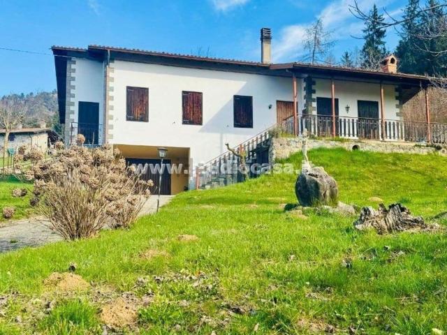 Villetta indipendente in vendita di 200 m² in Viale Sette Colli