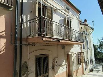Villetta indipendente in vendita di 200 m² in Vico xi, 9