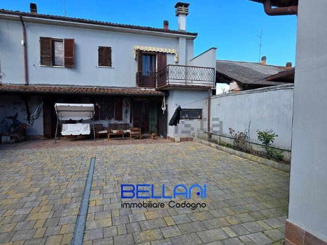 Villetta indipendente in vendita di 200 m² in Vicolo Oratorio, 5