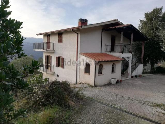 Villetta indipendente in vendita di 200 m²