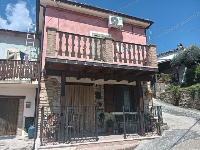 Villetta indipendente in vendita di 200 m² in Contrada Chianchiro, 12