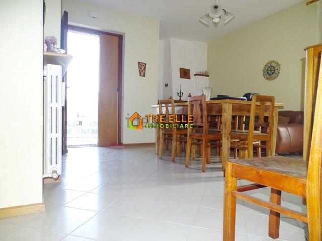 Villetta indipendente in vendita di 200 m² in Contrada Festola, 40