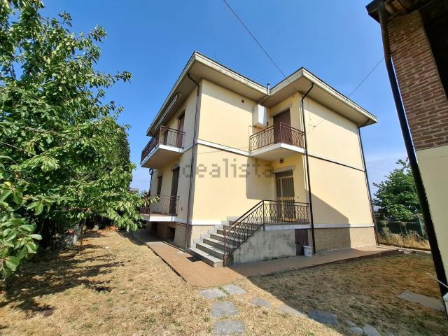 Villetta indipendente in vendita di 200 m² in Frazione cardazzo