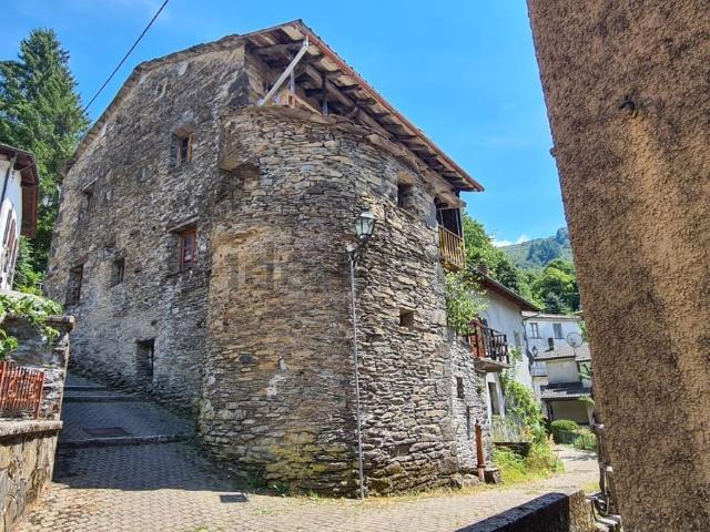 Villetta indipendente in vendita di 200 m² in Località Costafigara