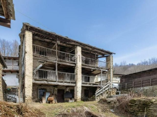 Villetta indipendente in vendita di 200 m² in Località Marchetti, 144
