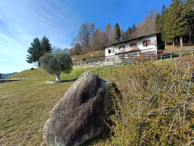 Villetta indipendente in vendita di 200 m² in Località Piaggia