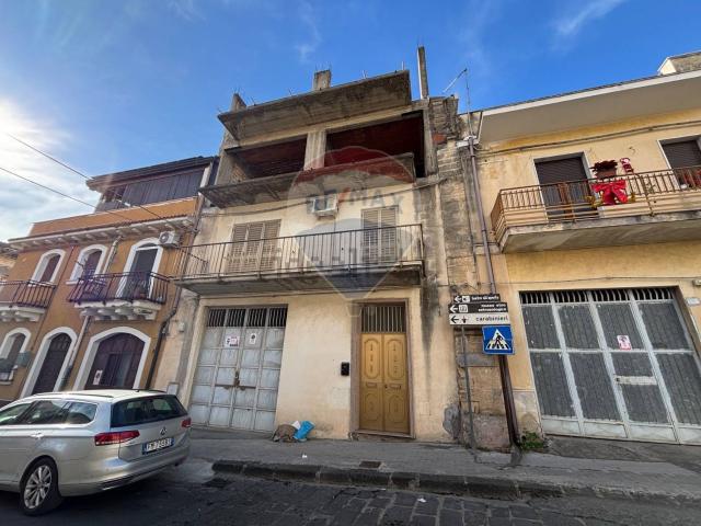 Villetta indipendente in vendita di 200 m² in Piazza Carlo Alberto, 10