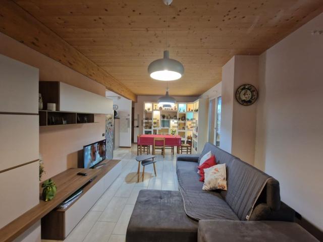 Villetta indipendente in vendita di 200 m² in Piazza Andreoli, 29