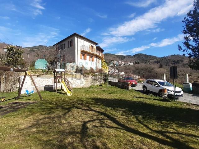 Villetta indipendente in vendita di 200 m² in Piazza della Chiesa