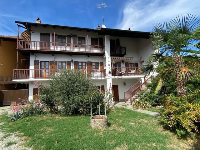 Villetta indipendente in vendita di 200 m² in Piazza Europa, 46