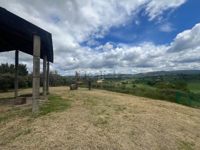 Villetta indipendente in vendita di 200 m² in Strada Colle Taccone