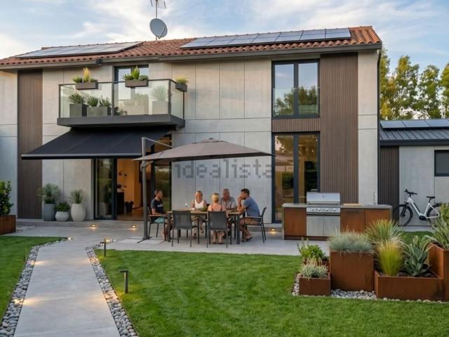 Villetta indipendente in vendita di 200 m² in Strada Casal Roberto