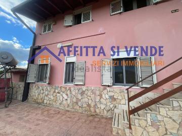 Villetta indipendente in vendita di 200 m² in Strada Circuito, 4