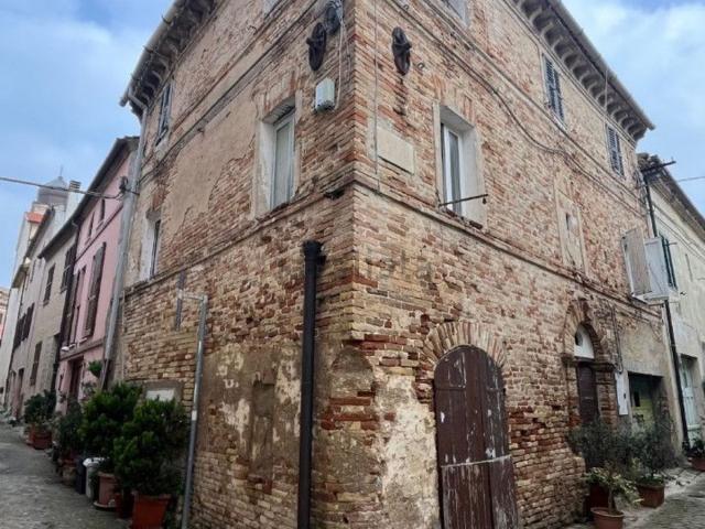 Villetta indipendente in vendita di 200 m² in Strada del Giro