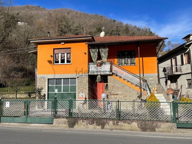 Villetta indipendente in vendita di 200 m² in Strada SP 592, 24
