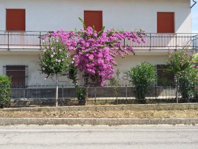 Villetta indipendente in vendita di 200 m² in Strada Provinciale 262