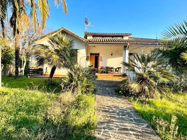 Villetta indipendente in vendita di 200 m² in Strada provinciale E45