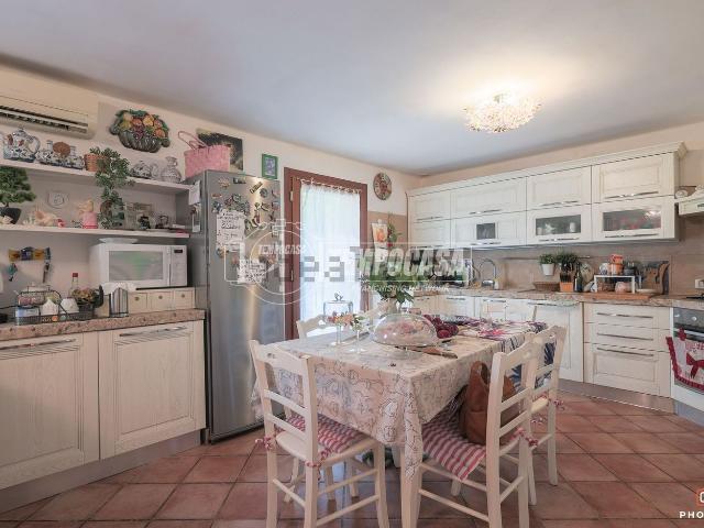 Villetta indipendente in vendita di 201 m²
