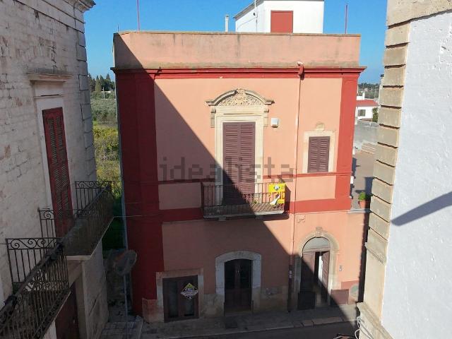 Villetta indipendente in vendita di 201 m² in Via Cesare Battisti in Loseto, 16
