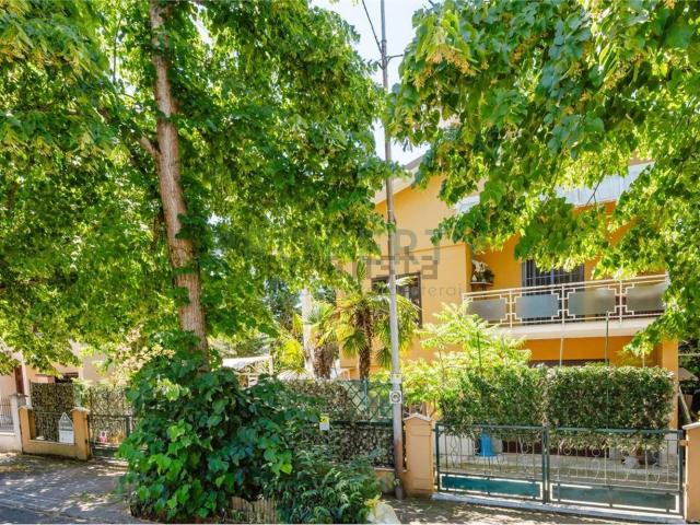 Villetta indipendente in vendita di 201 m² in Via Enea Benetti, 13