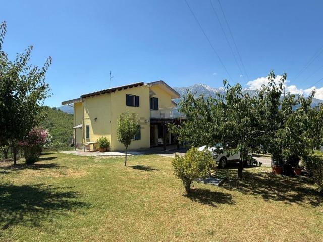 Villetta indipendente in vendita di 201 m²