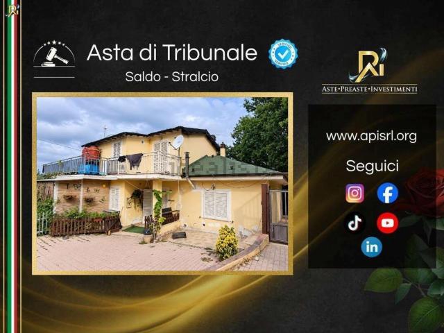 Villetta indipendente in vendita di 201 m² in Via Santa Caterina, 1