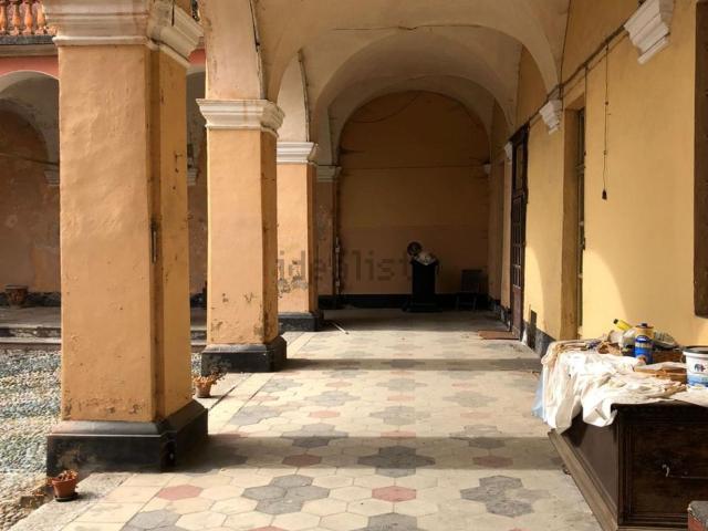 Villetta indipendente in vendita di 2037 m² in Via Martiri Libertà, 43