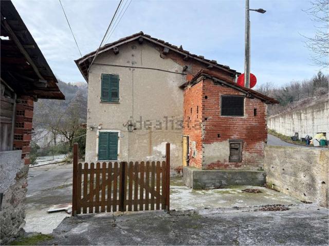 Villetta indipendente in vendita di 203 m² in Strada Chiappella, 35