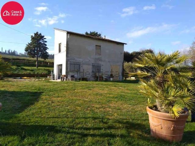 Villetta indipendente in vendita di 203 m² in Via Sapienza