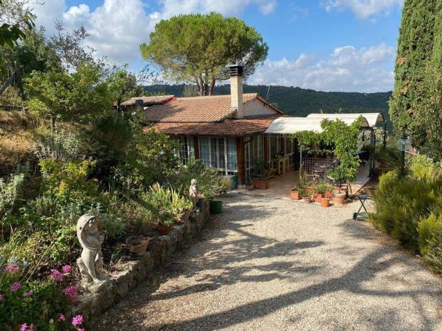 Villetta indipendente in vendita di 204 m²