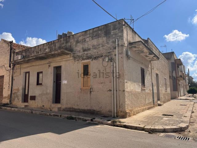 Villetta indipendente in vendita di 204 m² in Via Torre Arsa, 16
