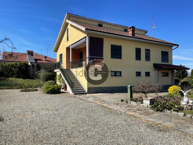 Villetta indipendente in vendita di 204 m² in Corso Industria, 6