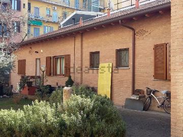 Villetta indipendente in vendita di 205 m² in Via Carlo Imbonati, 75