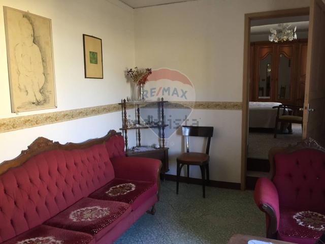Villetta indipendente in vendita di 205 m² in Via Castello, 44
