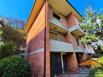 Villetta indipendente in vendita di 205 m² in Via Giuseppe Carpini