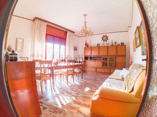 Villetta indipendente in vendita di 205 m² in Via friuli