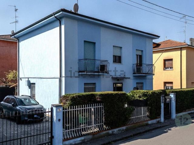 Villetta indipendente in vendita di 205 m² in Via Martiri di Fossoli